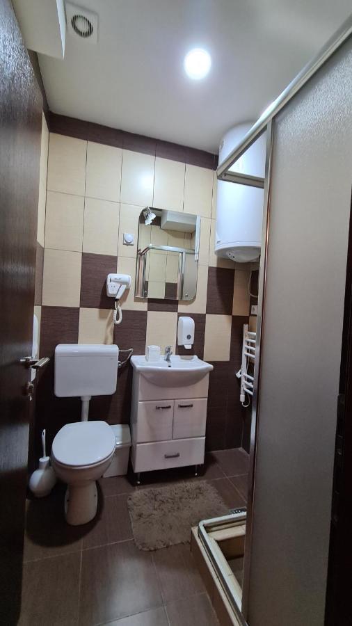 Apartmani Central 2.0 & Free Parking Vrnjačka Banja Екстериор снимка